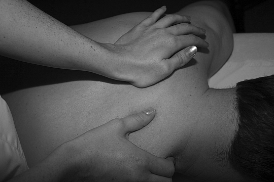 massage-01718108654.jpg